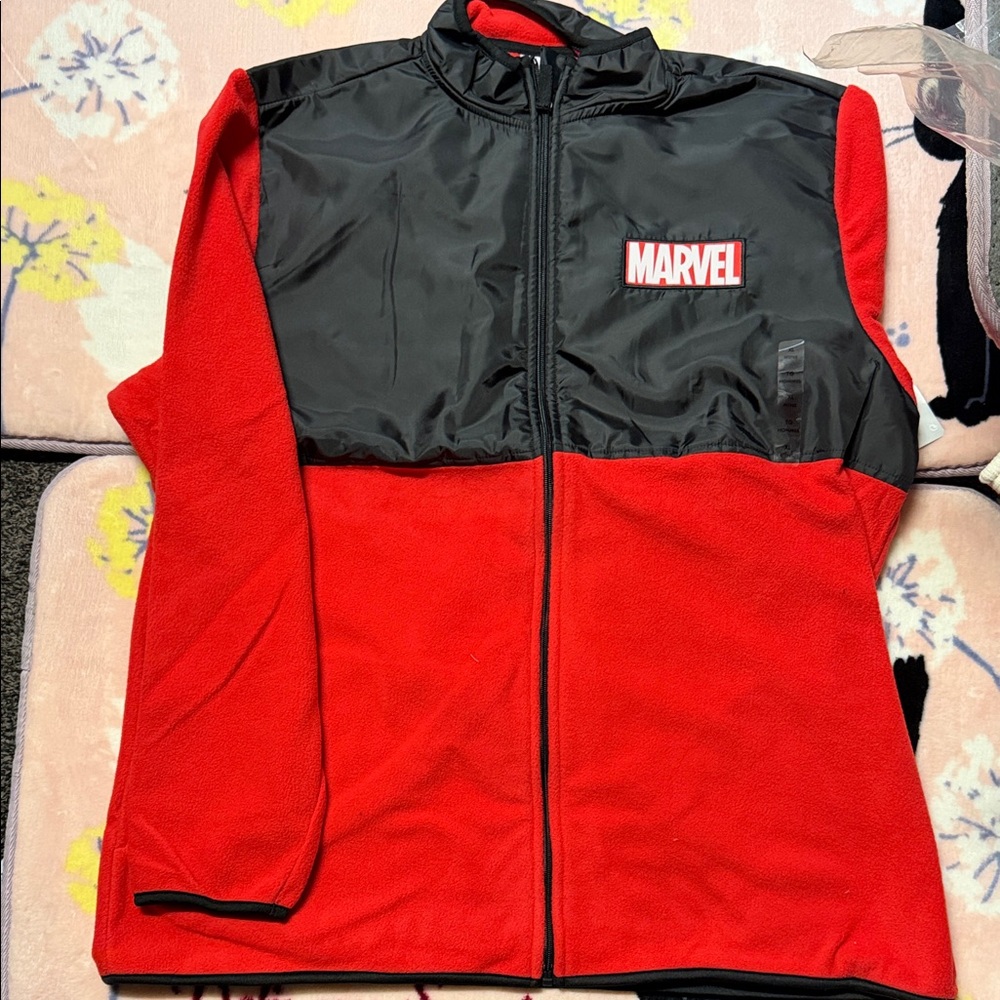 Disney Marvel Red and Black Lightweight Jacket men’s size XL